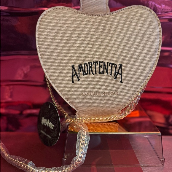 Danielle Nicole Amortentia Heart Bag - Picture 2 of 2